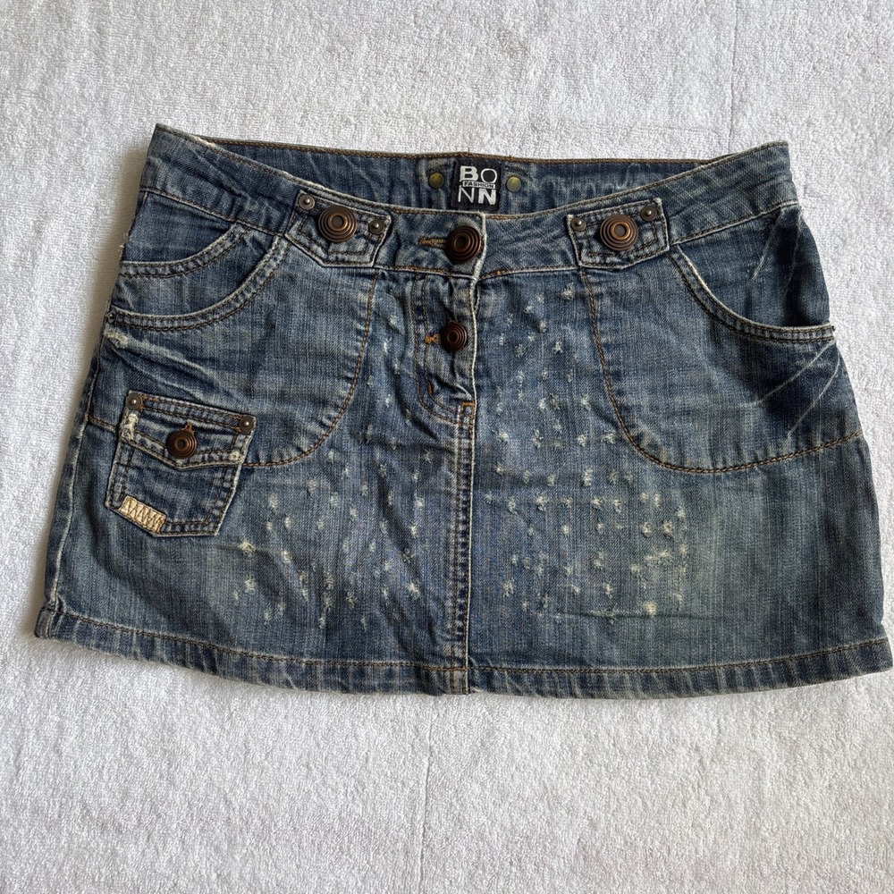 Bonn Jeans Y2K Distressed Denim Mini Skirt Medium Wash Cargo Pockets - Picture 2 of 5